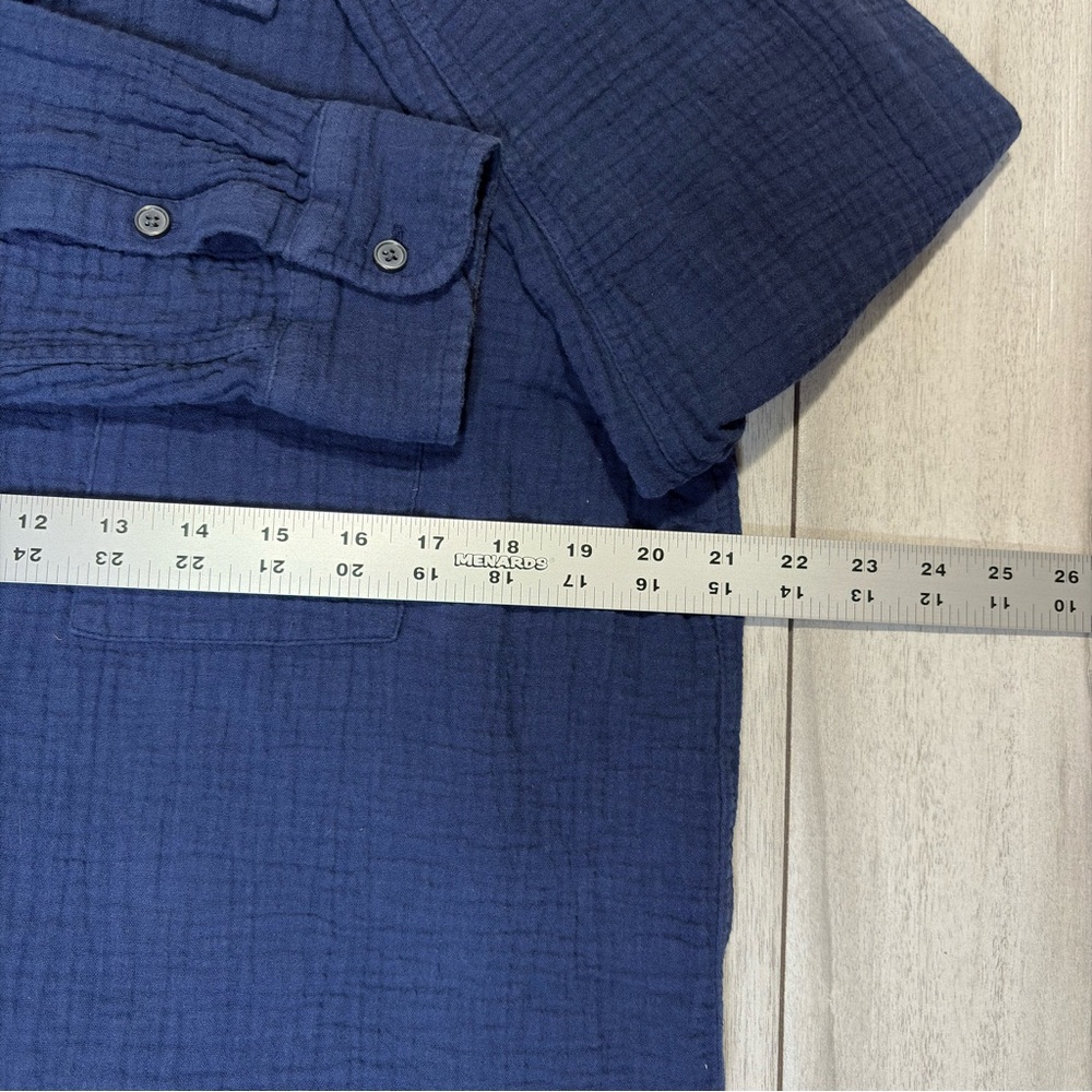 J. Crew Navy Blue 100% Cotton Double Gauze Button Down Shirt Large - Picture 7 of 7